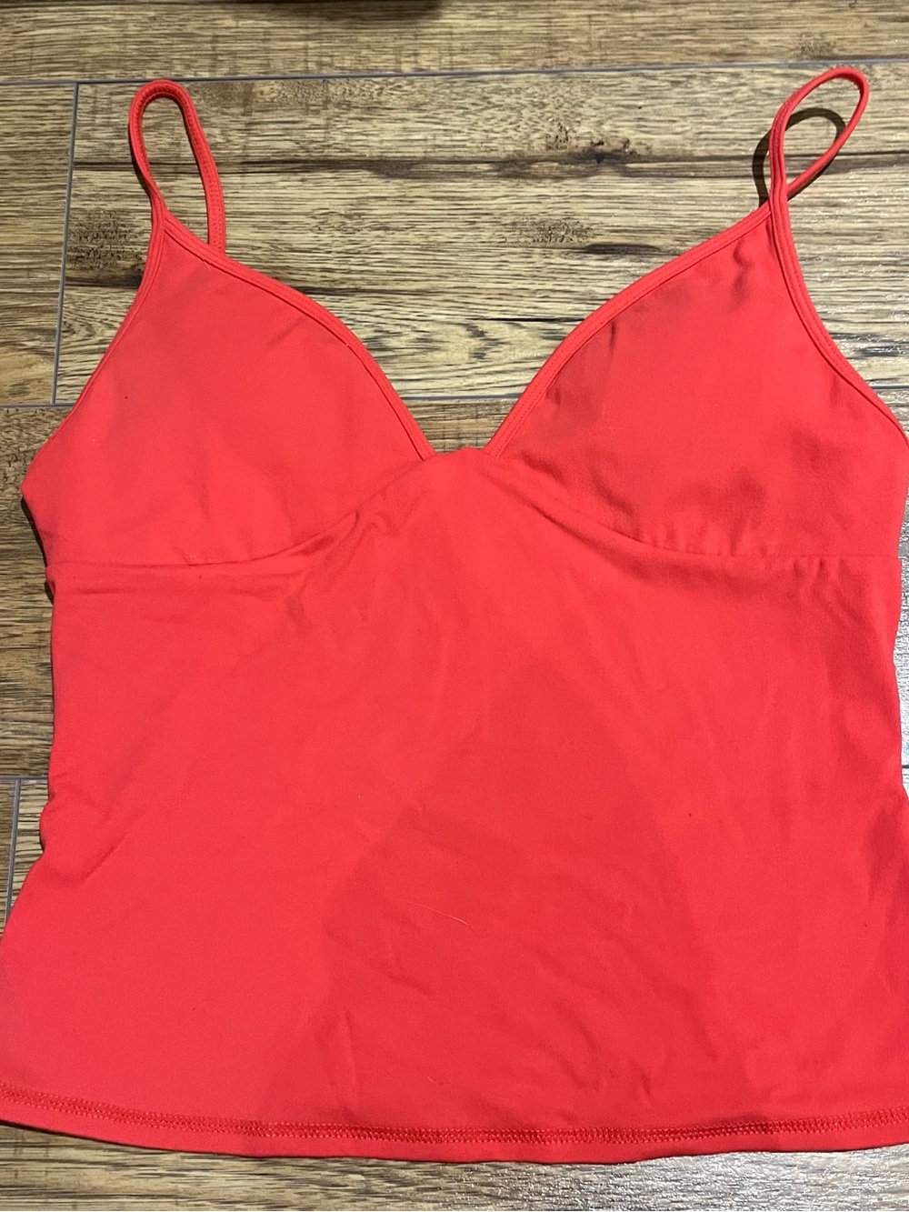 Garage active plunge cami top in cayenne orange/coral. Only worn twice, like new